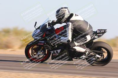 media/Nov-06-2023-Moto Forza (Mon) [[ce023d0744]]/3-Intermediate Group/Session 5 (Turn 9)/